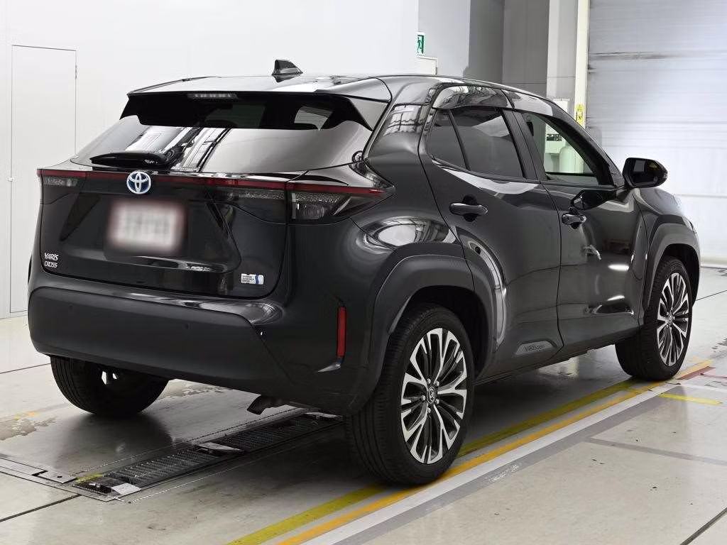 TOYOTA YARIS CROSS