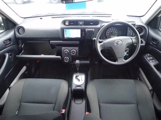 MAZDA FAMILIA