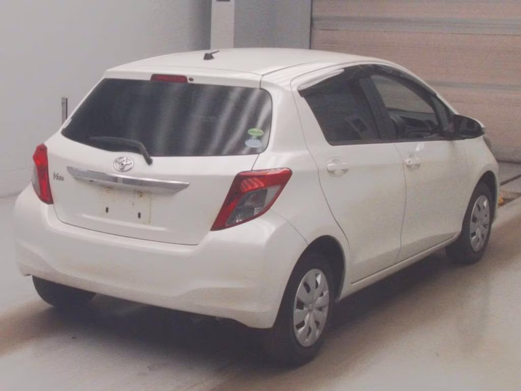 TOYOTA VITZ
