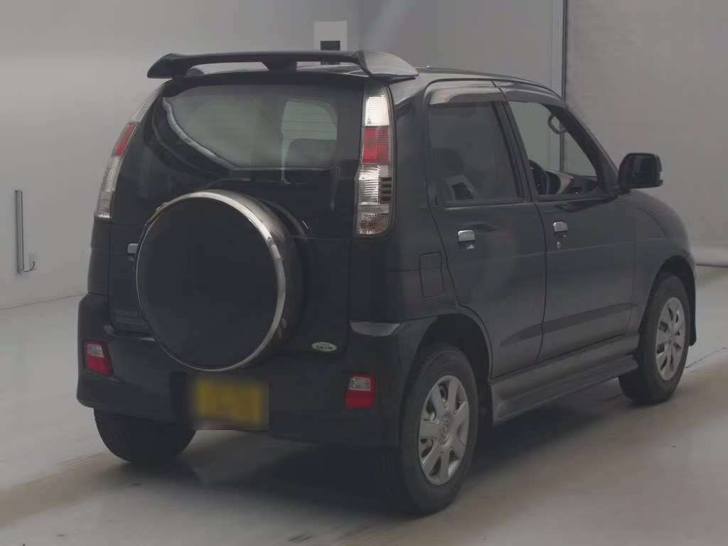 DAIHATSU TERIOS KID