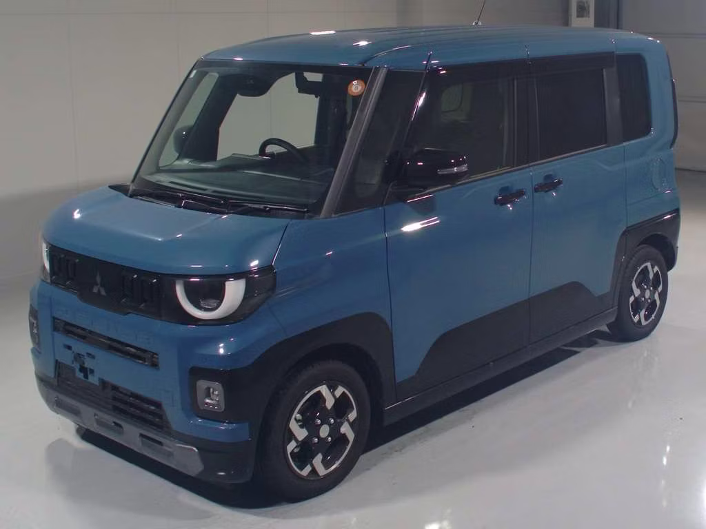 MITSUBISHI DELICA MINI