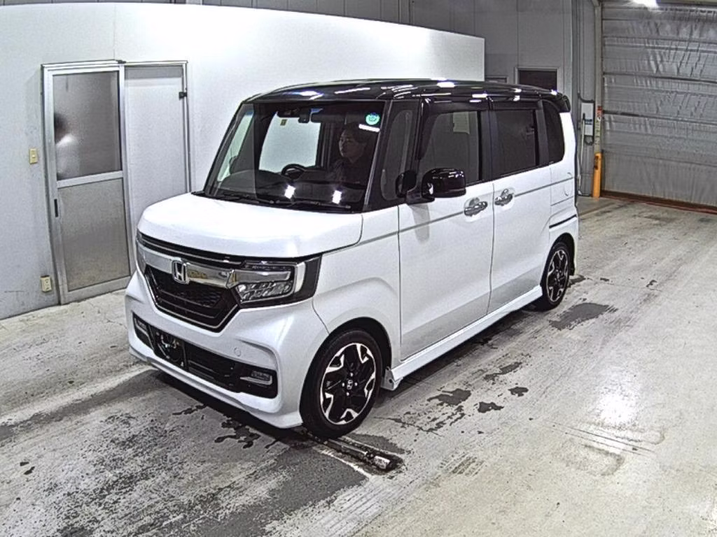 HONDA N-BOX