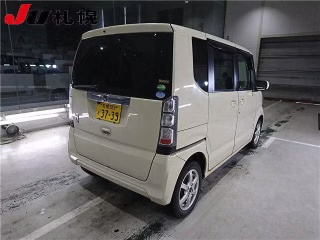 HONDA N-BOX