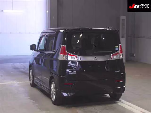 MITSUBISHI DELICA D:2