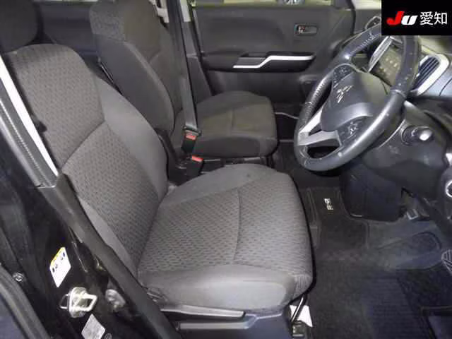MITSUBISHI DELICA D:2