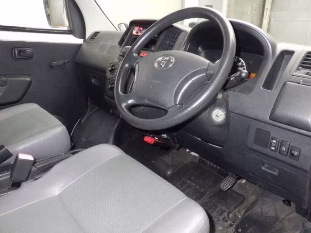 TOYOTA LITE ACE
