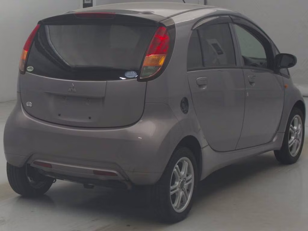 MITSUBISHI I