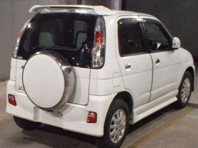 DAIHATSU TERIOS KID