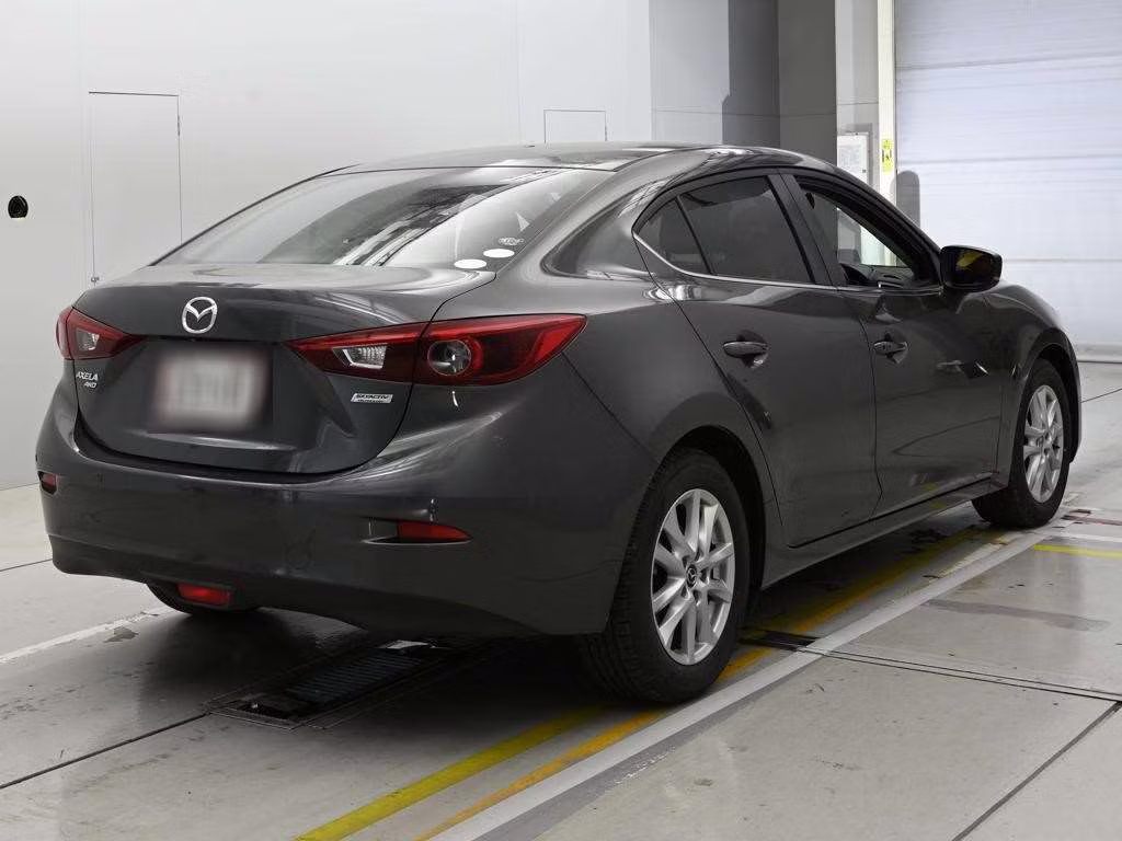 MAZDA AXELA