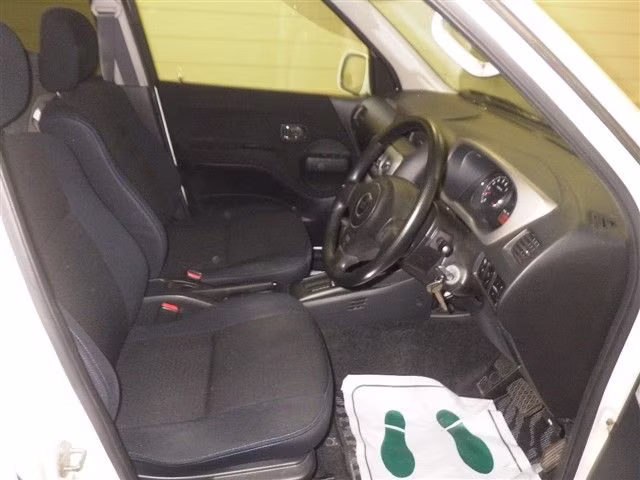 DAIHATSU TERIOS KID