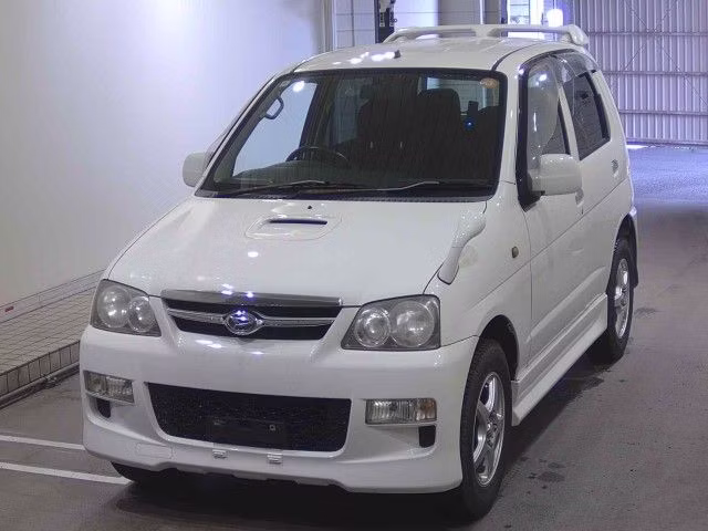 DAIHATSU TERIOS KID
