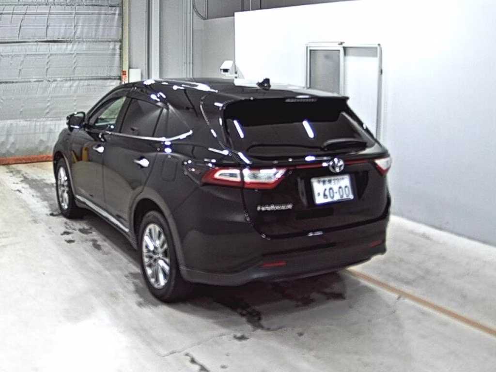 TOYOTA HARRIER