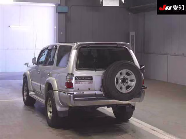 TOYOTA HILUX SURF