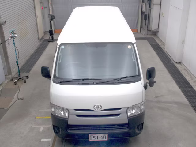 TOYOTA REGIUS ACE