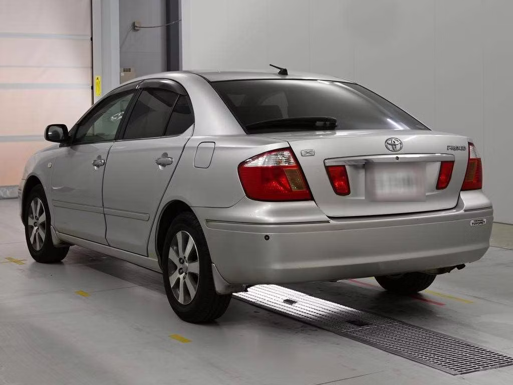 TOYOTA PREMIO