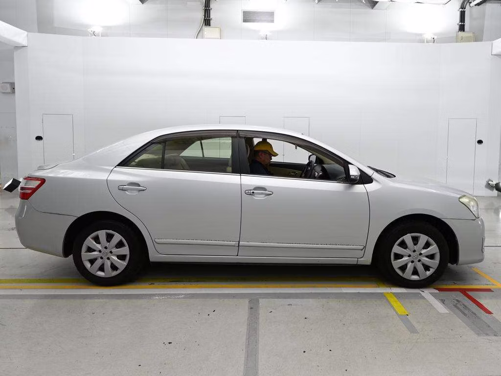 TOYOTA PREMIO