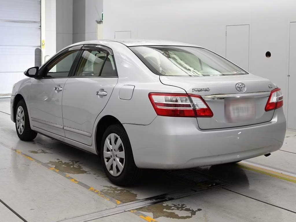 TOYOTA PREMIO