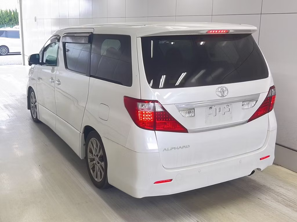 TOYOTA ALPHARD