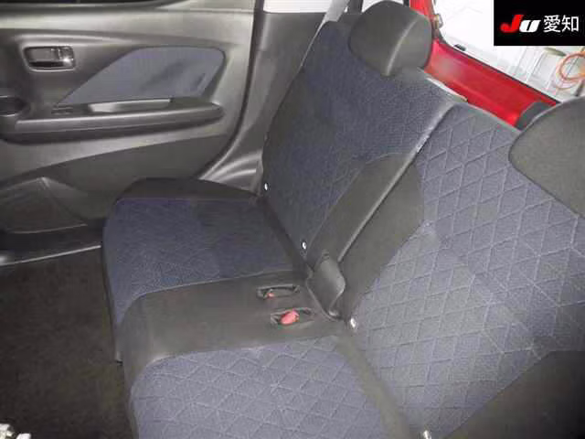 MITSUBISHI EK X