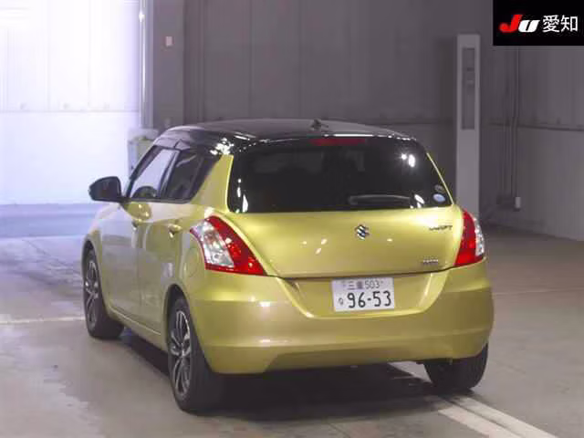 SUZUKI SWIFT