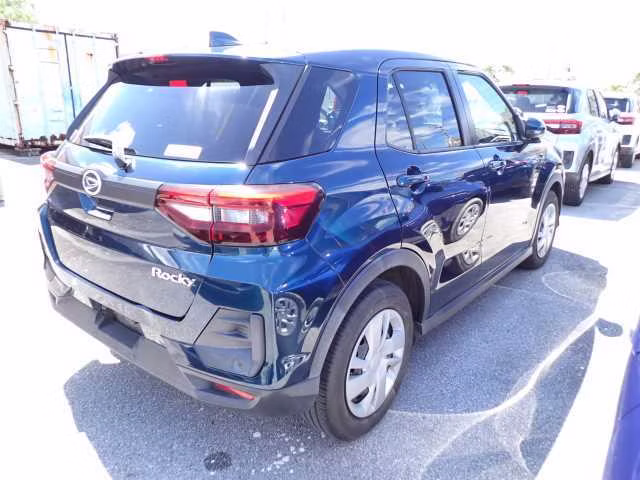 DAIHATSU ROCKY