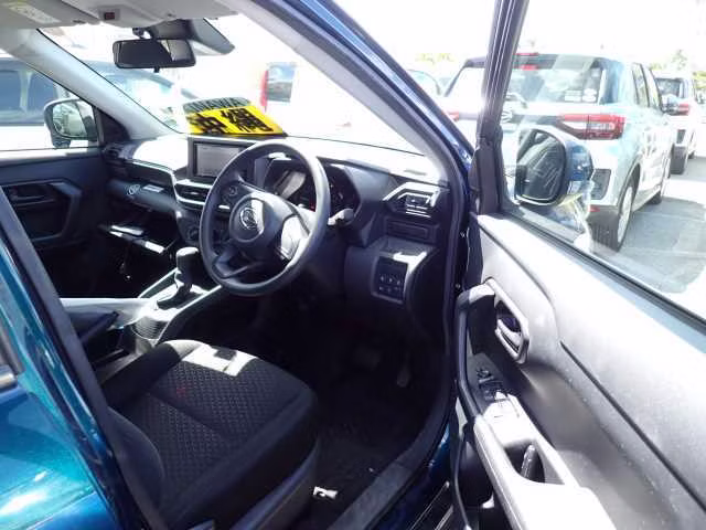 DAIHATSU ROCKY