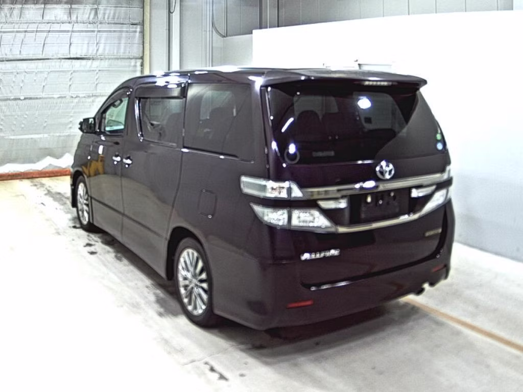 TOYOTA VELLFIRE