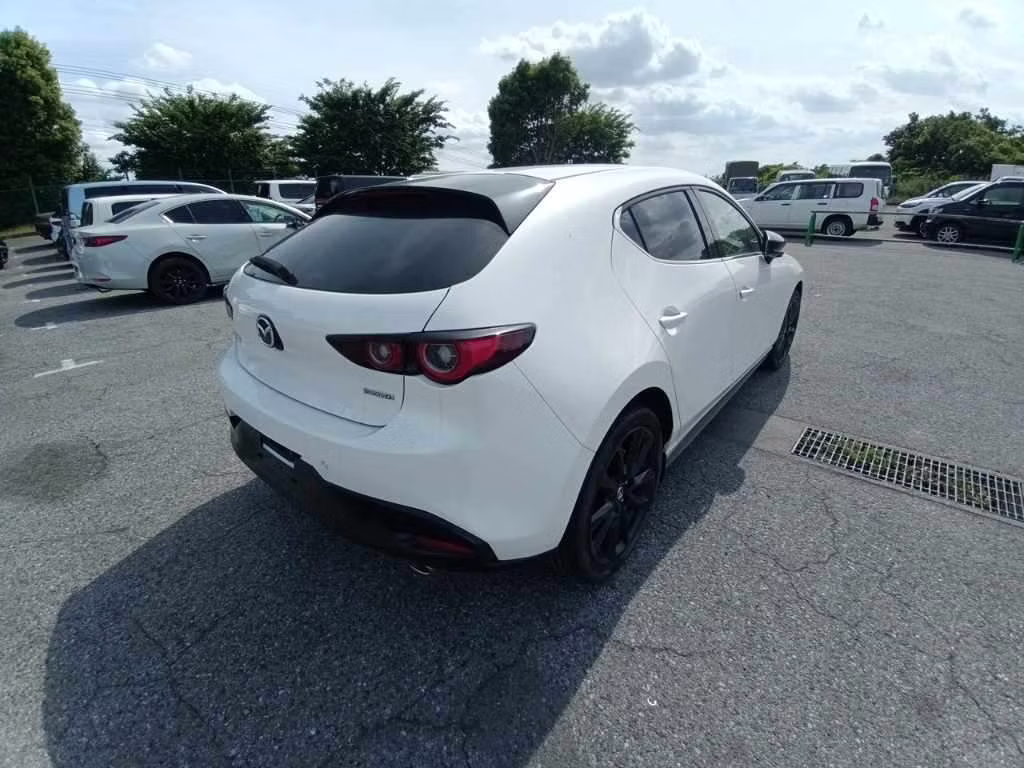 MAZDA MAZDA3