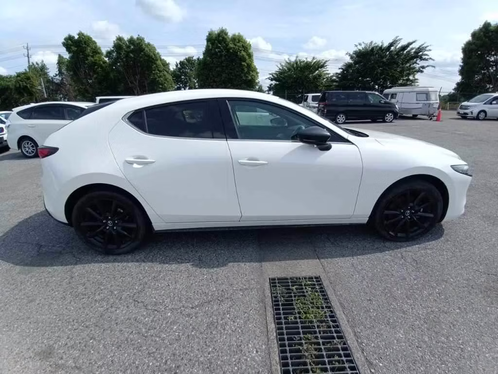 MAZDA MAZDA3