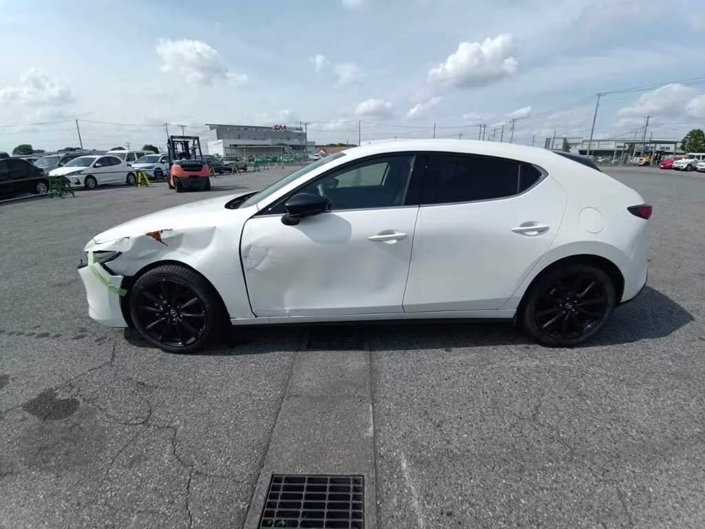 MAZDA MAZDA3