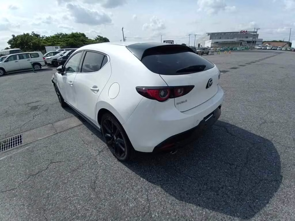 MAZDA MAZDA3