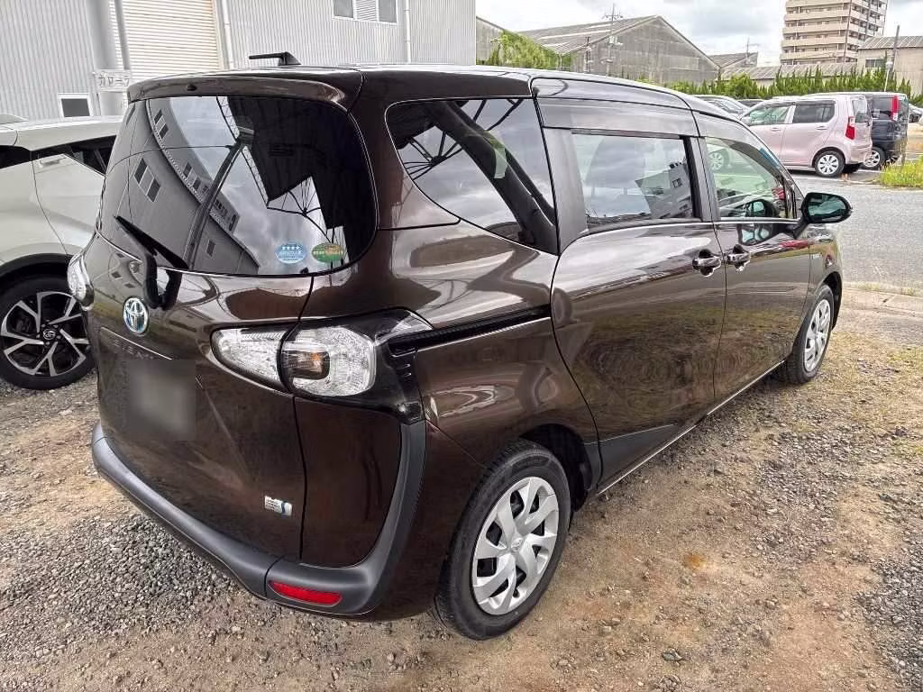 TOYOTA SIENTA