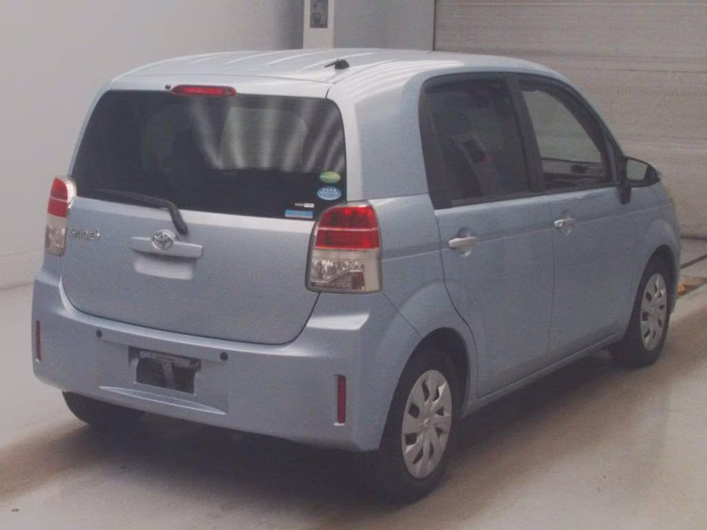 TOYOTA SPADE