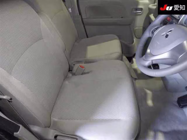 MITSUBISHI TOWN BOX