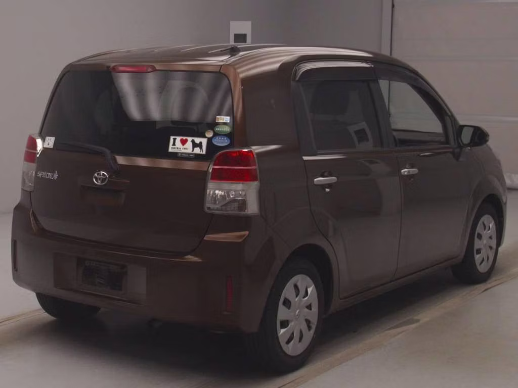 TOYOTA SPADE