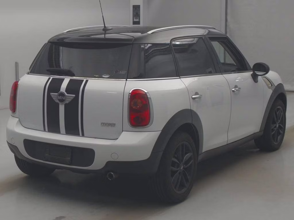 MINI CROSSOVER
