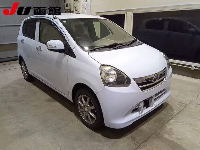 TOYOTA PIXIS EPOCH