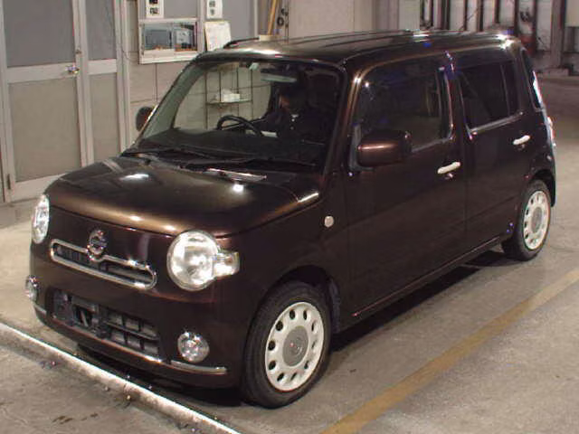 DAIHATSU MIRA COCOA