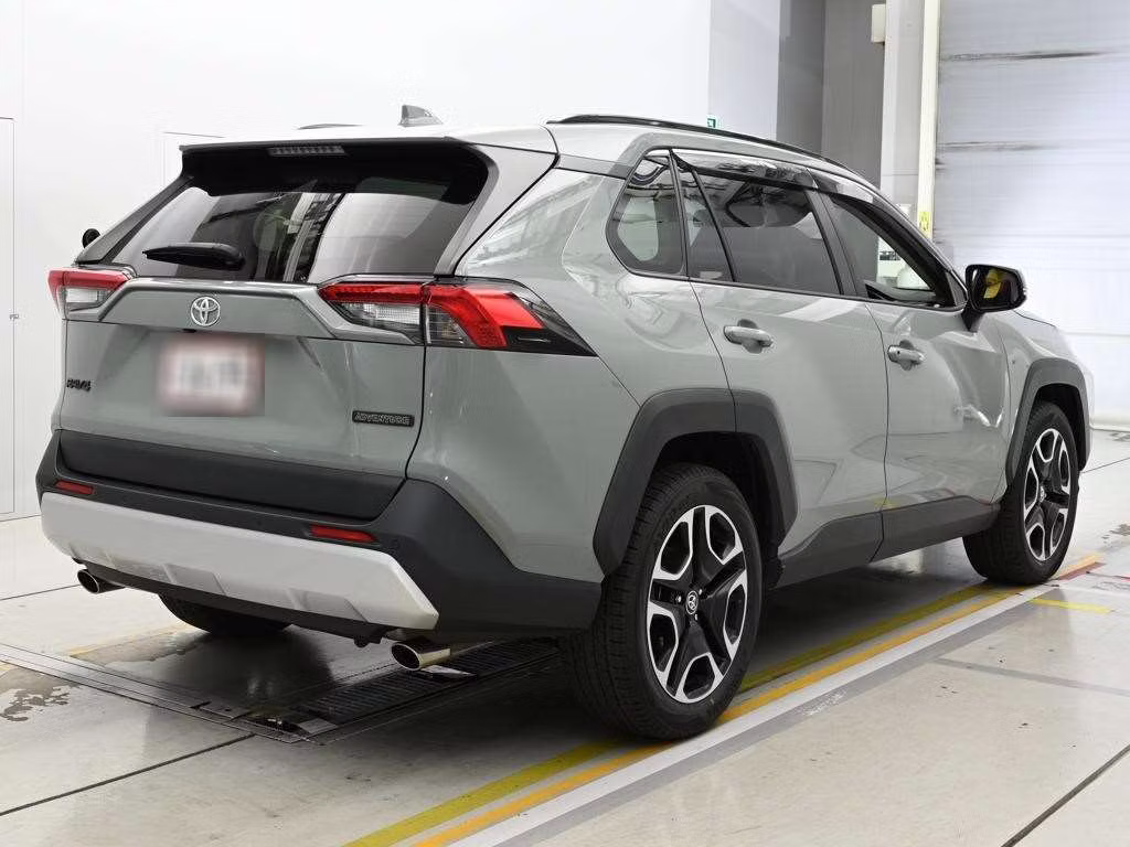 TOYOTA RAV4