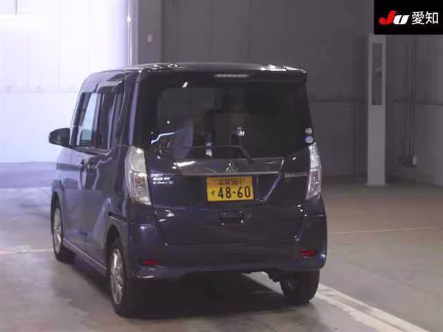 MITSUBISHI EK SPACE