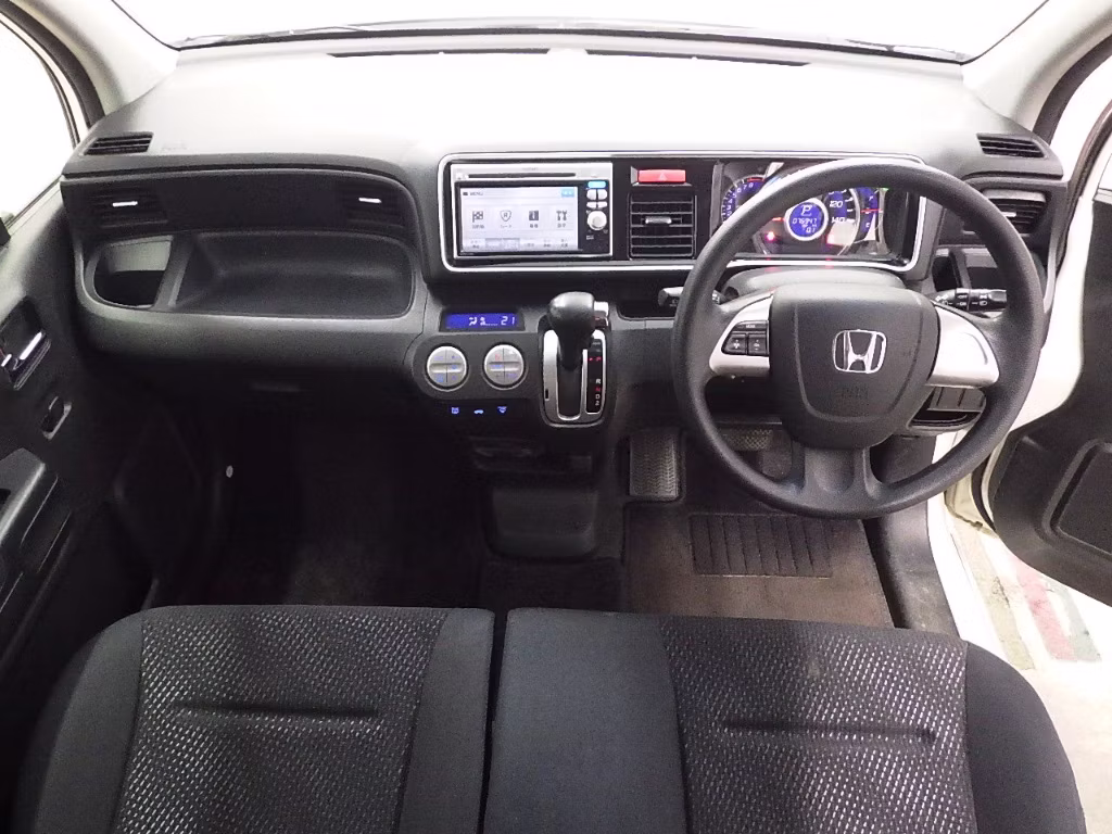 HONDA LIFE