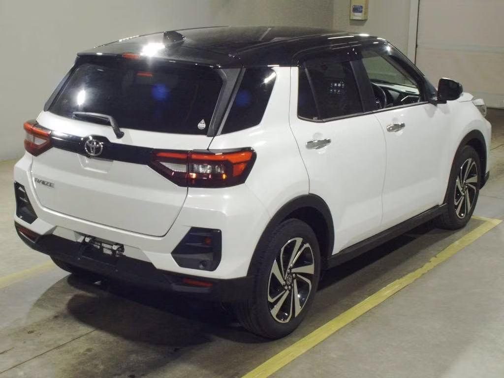 TOYOTA RAIZE