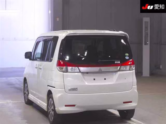 MITSUBISHI DELICA D:2