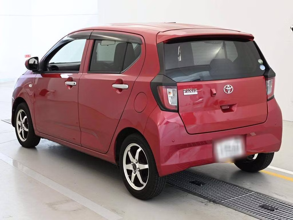 TOYOTA PIXIS EPOCH