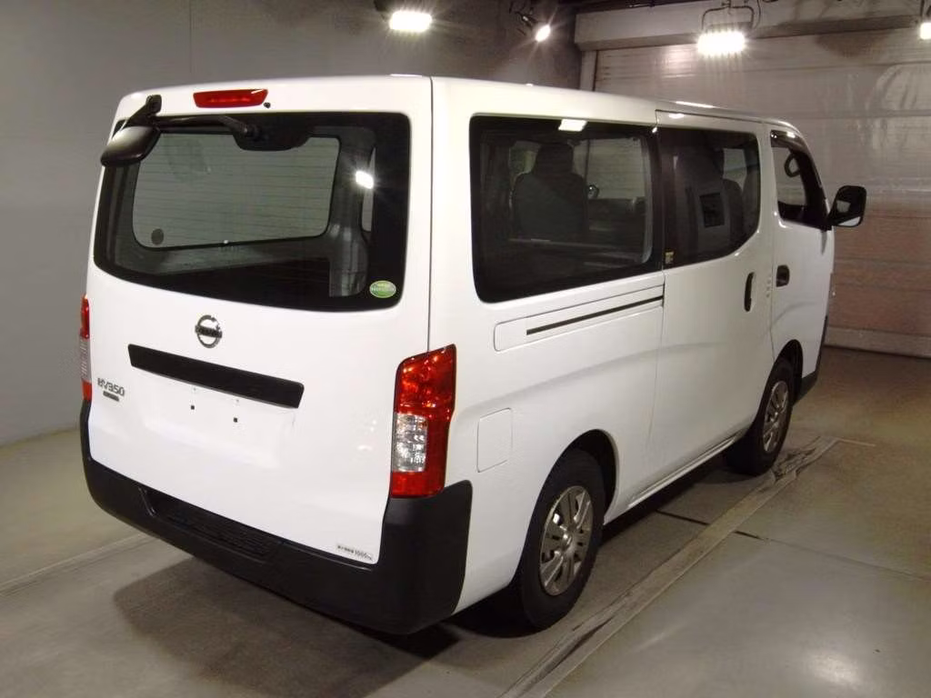 NISSAN NV350 CARAVAN