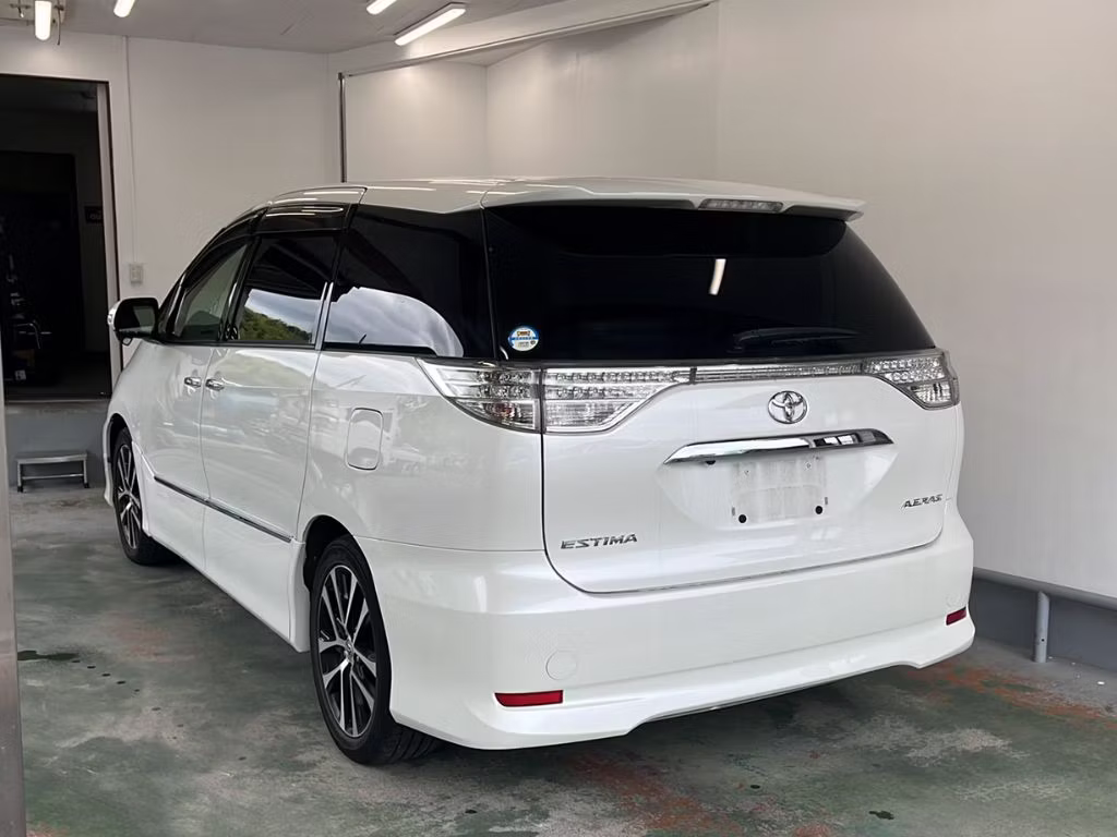 TOYOTA ESTIMA