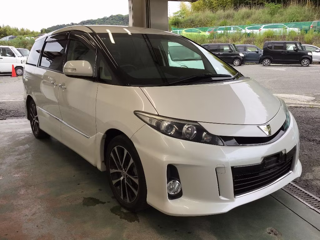 TOYOTA ESTIMA