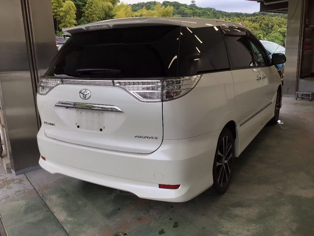 TOYOTA ESTIMA