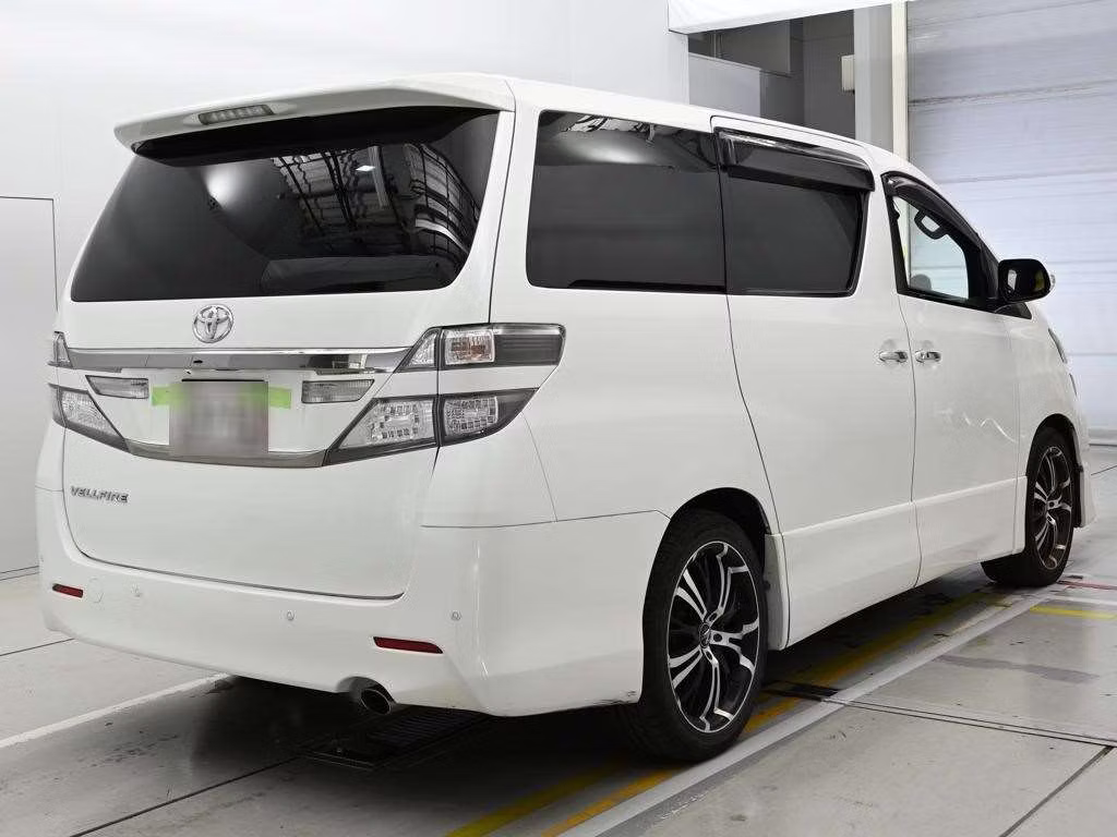 TOYOTA VELLFIRE