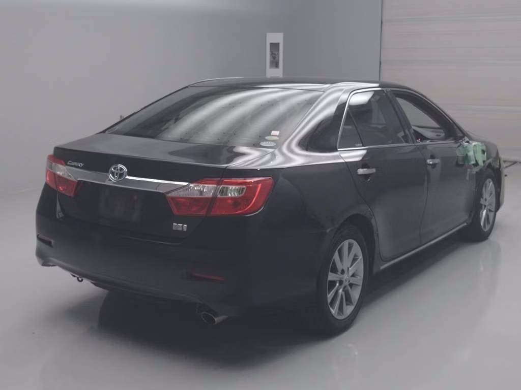TOYOTA CAMRY